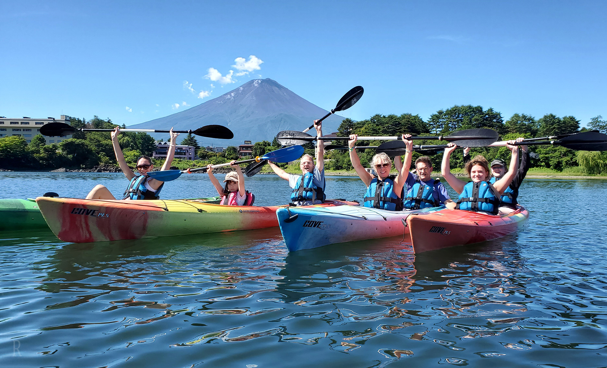 Activity arround Lake Kawaguchi
